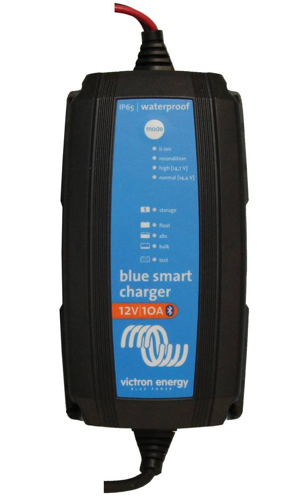 Зарядное устройство для автомобильных гелевых и AGM аккумуляторов  12 Вольт, 10 Ампер, модель Blue Smart Charger 12/10-IP65