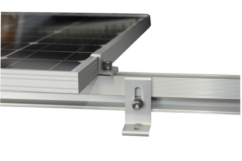 Система крепежа для трех солнечных панелей мощностью до 150 Ватт или двух панелей мощностью до 300 Ватт (крепежный уголок не входит в комплект)