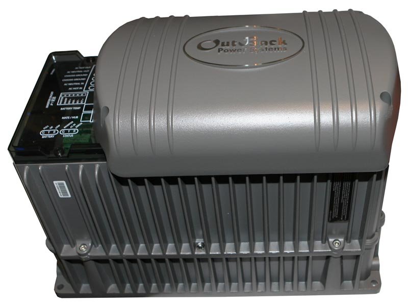Инвертор/зарядное устройство 24 В DC / 220 В AC, 1400 Вт, 40 А, синусоидальный, герметичный, модель GFX1424E