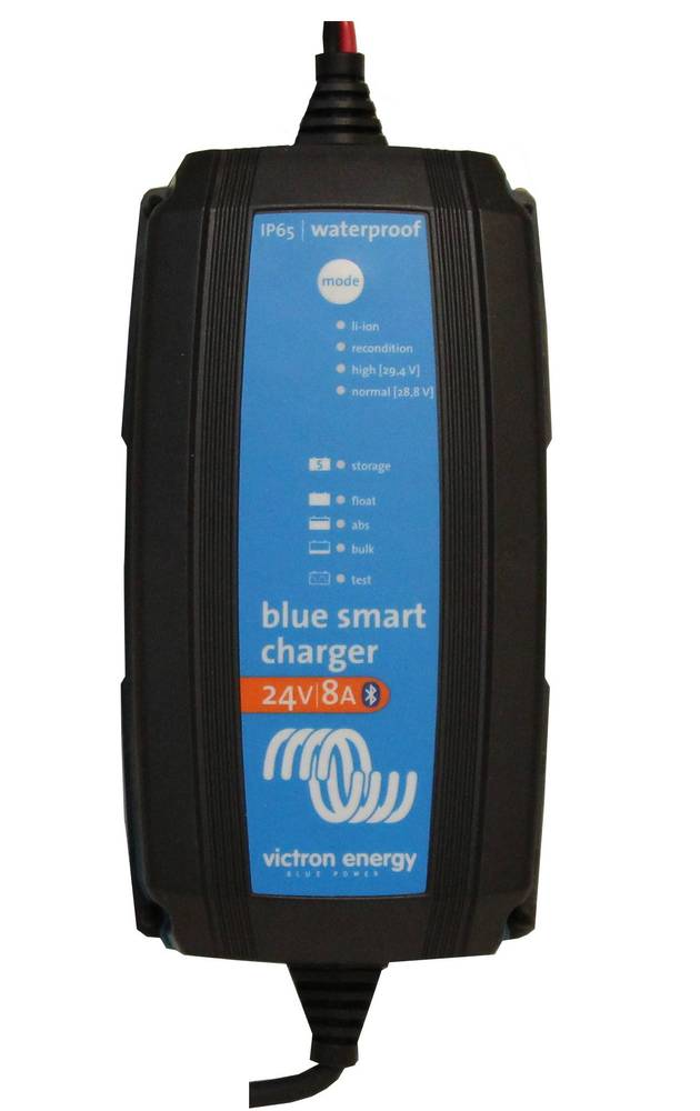 Зарядное устройство для гелевых и AGM аккумуляторов  24 Вольта, 8 А, модель Blue Smart Charger 24/8 IP65
