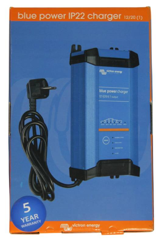 Зарядное устройство Blue Power Charger 12/20 в упаковке