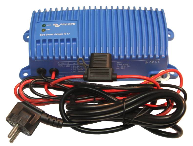 Зарядное устройство для лодочных гелевых и AGM аккумуляторов 12 Вольт, 7 А, модель Blue Power Charger 12/7-IP67